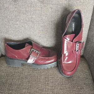 Nine West Women's Deep Red Slip-On Loafers. Size 8.5